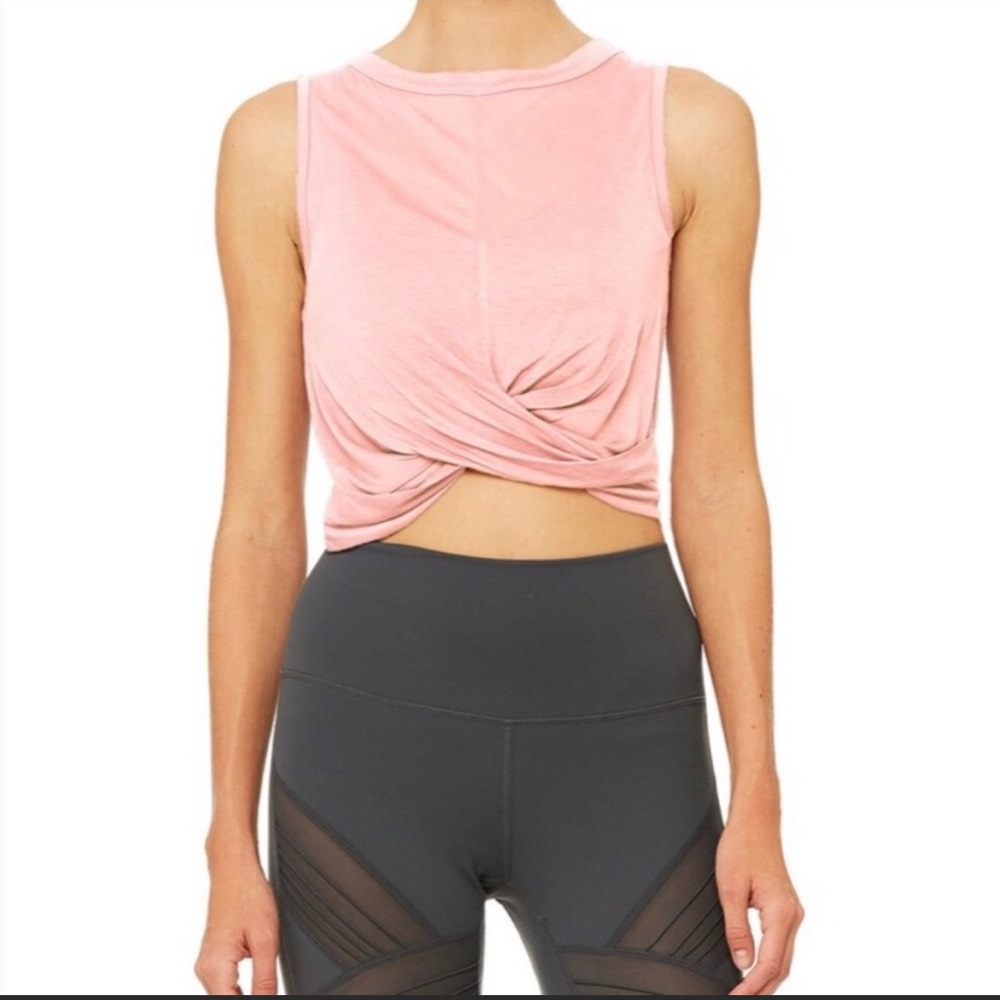 Alo cover tank. Size small